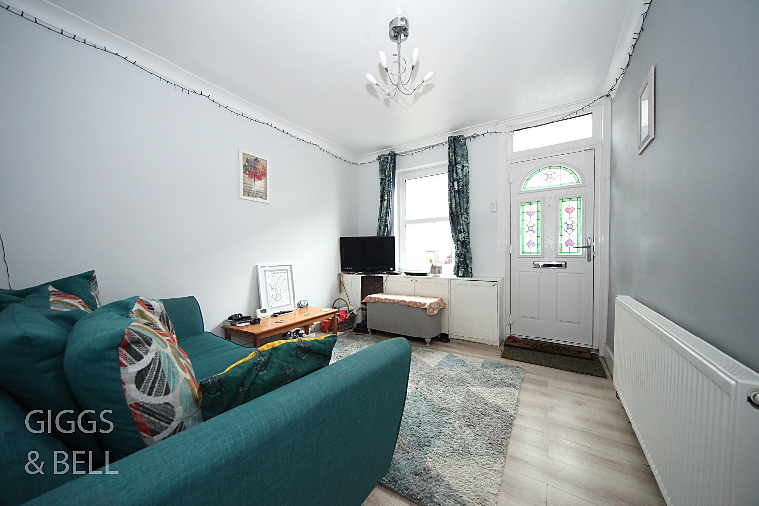 2 bed terraced house for sale in North Street, Luton 3