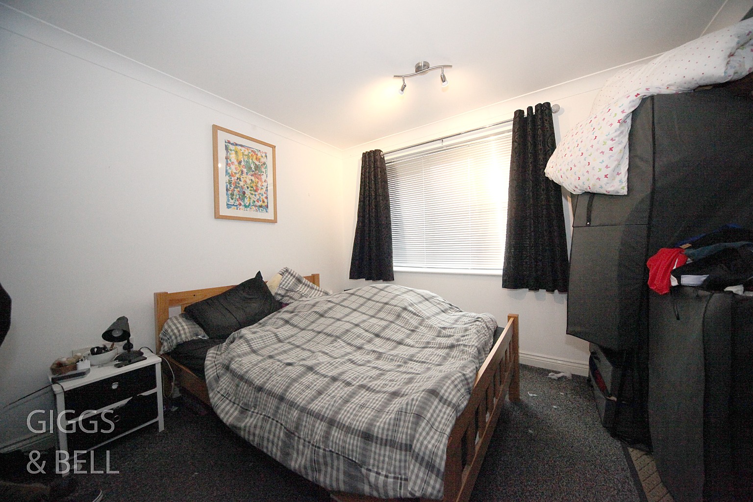 1 bed ground floor flat for sale in Bramley Court, Dunstable 5