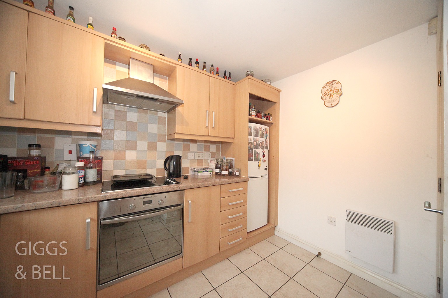 1 bed ground floor flat for sale in Bramley Court, Dunstable 4