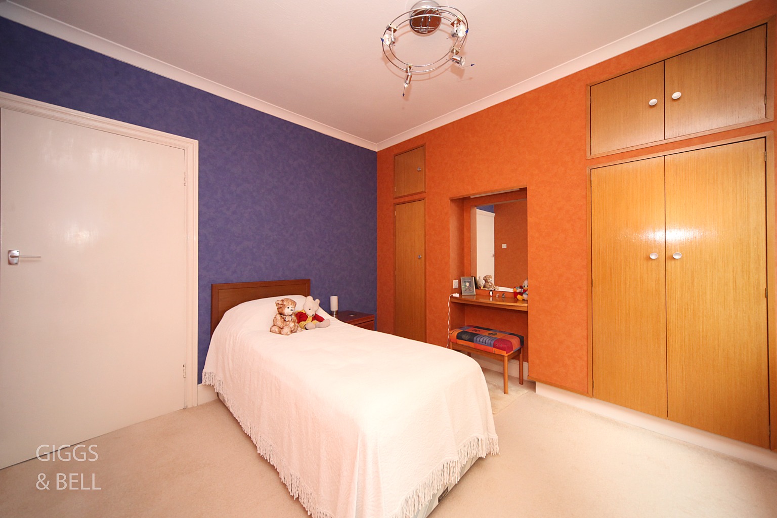 4 bed detached house for sale in Tennyson Road, Luton  - Property Image 16