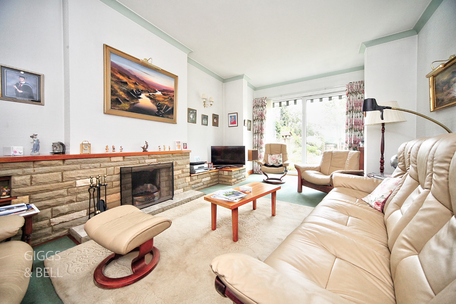 4 bed detached house for sale in Tennyson Road, Luton  - Property Image 3