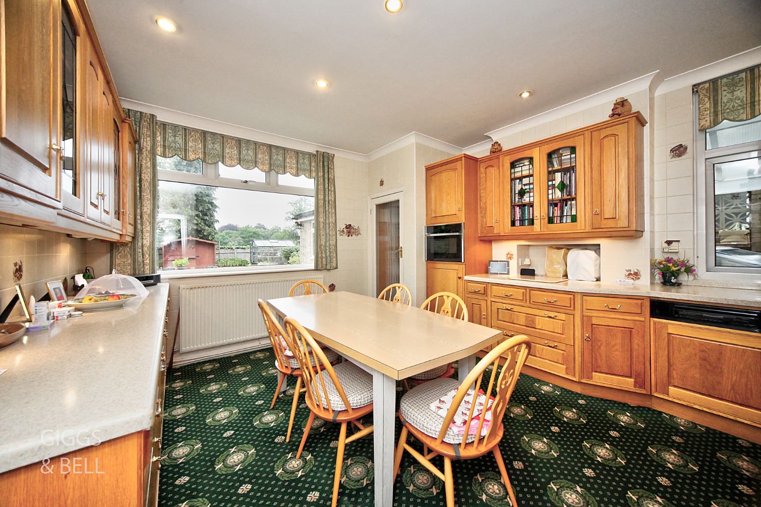4 bed detached house for sale in Tennyson Road, Luton 6