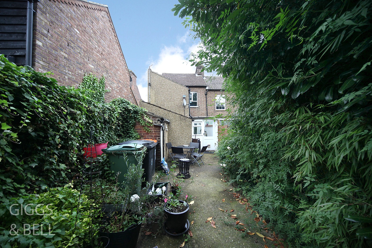 3 bed terraced house for sale in Summer Street, Luton  - Property Image 15