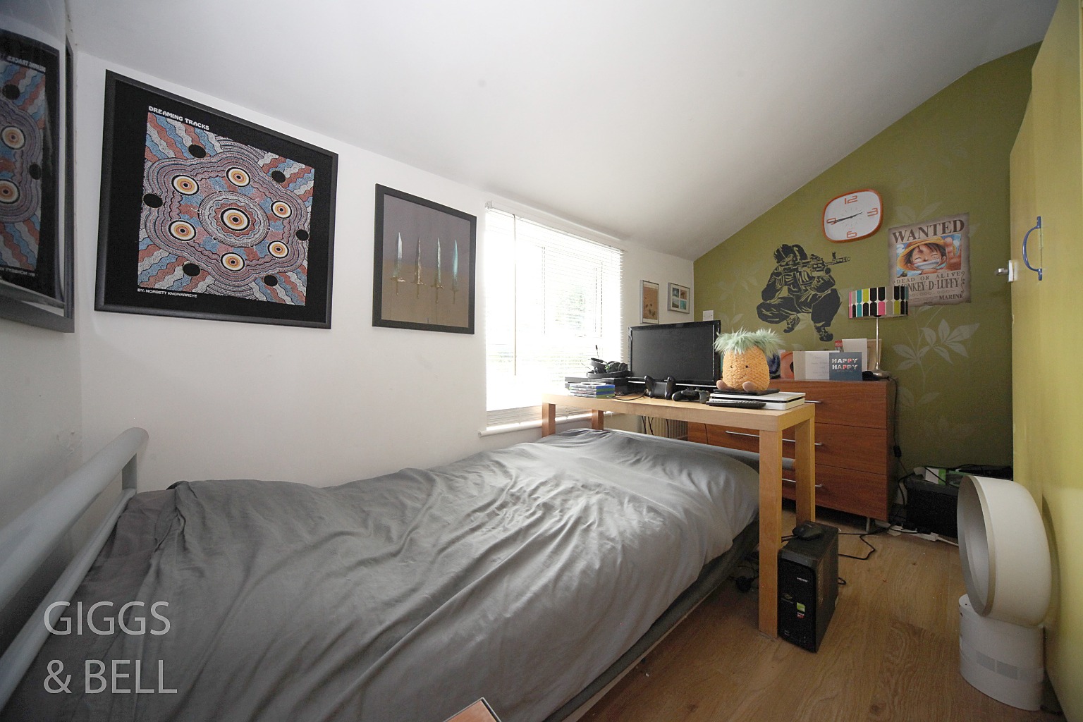3 bed terraced house for sale in Summer Street, Luton 9