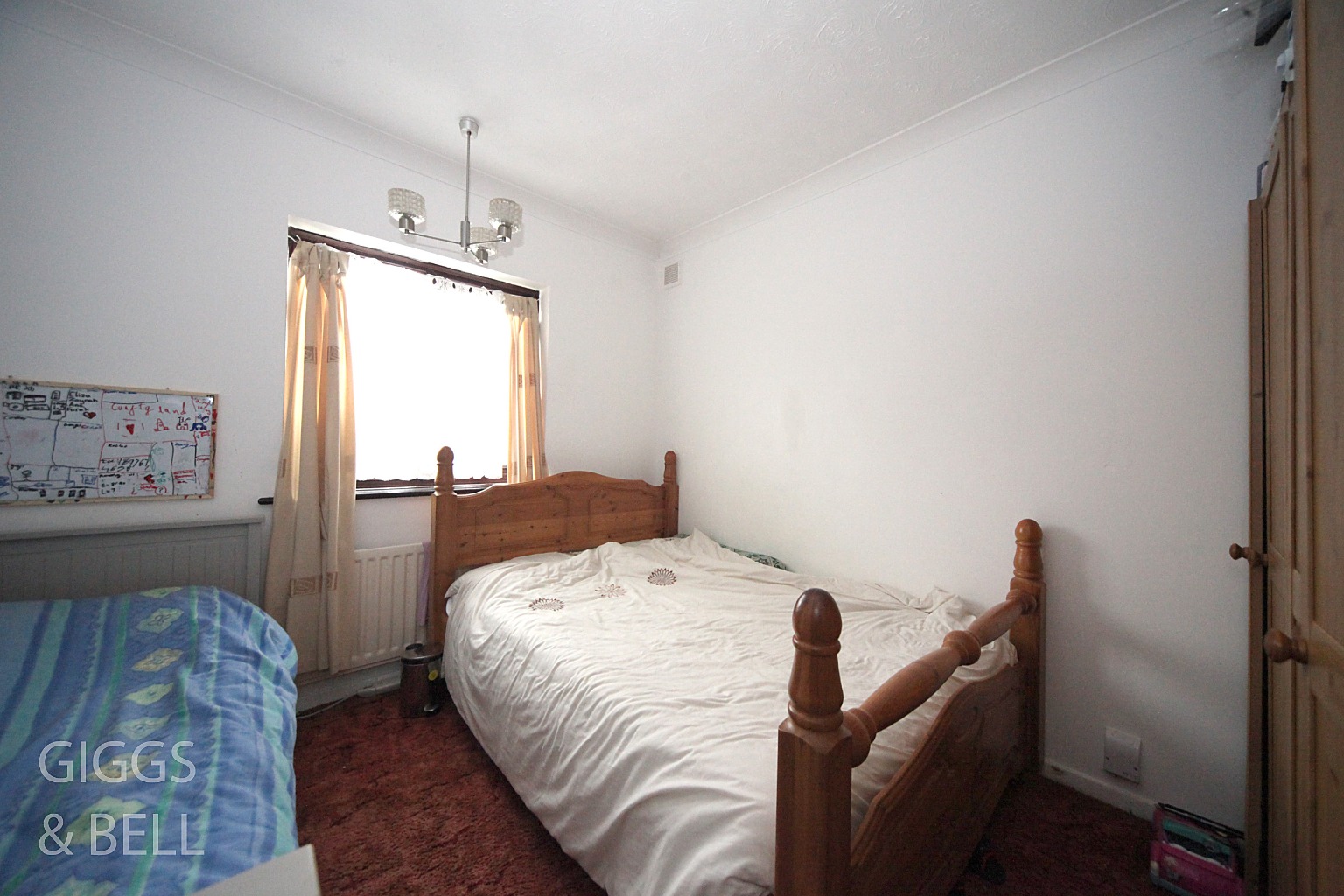 3 bed detached bungalow for sale in Abigail Close, Luton 8