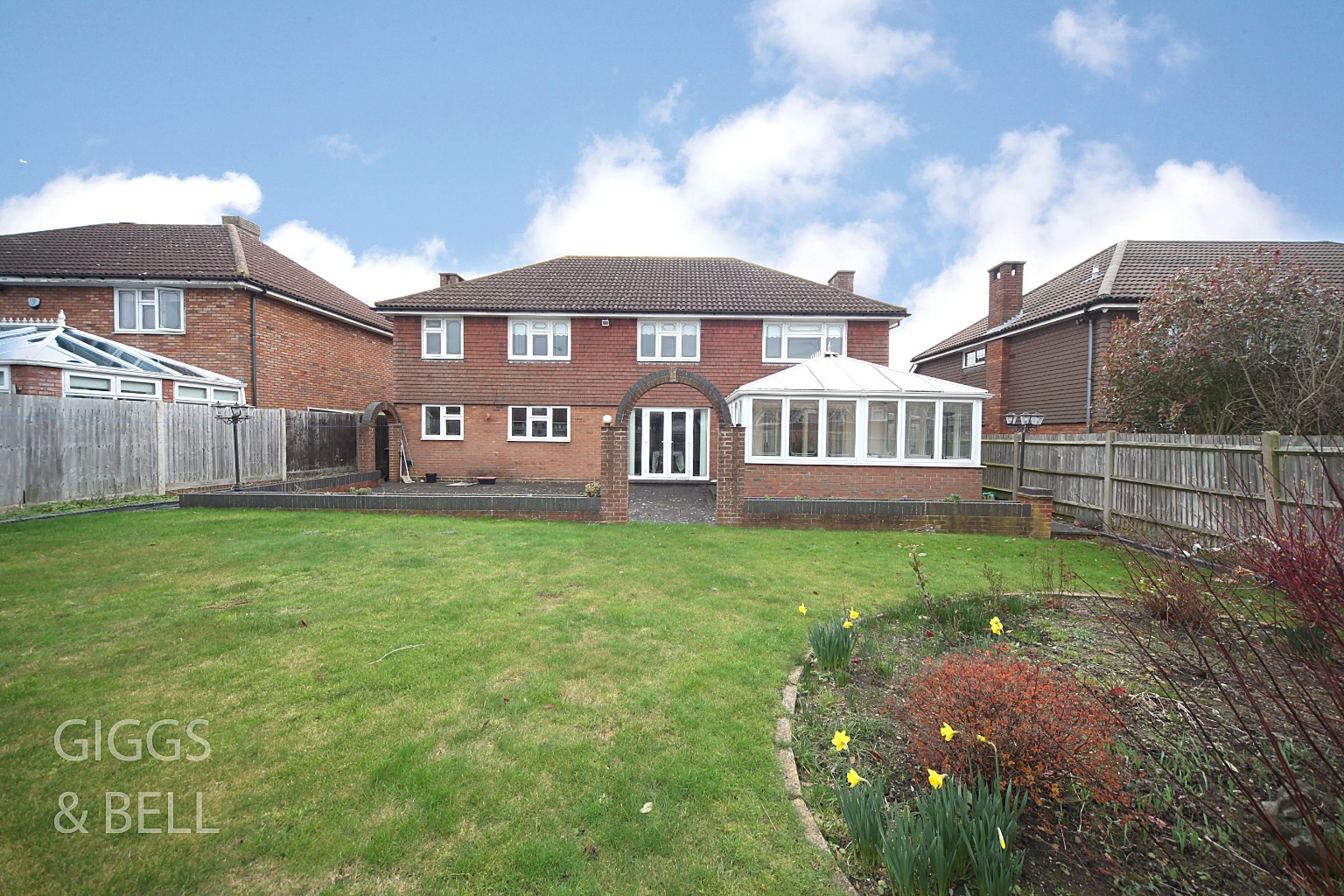 5 bed detached house for sale in Sunset Drive, Luton  - Property Image 30