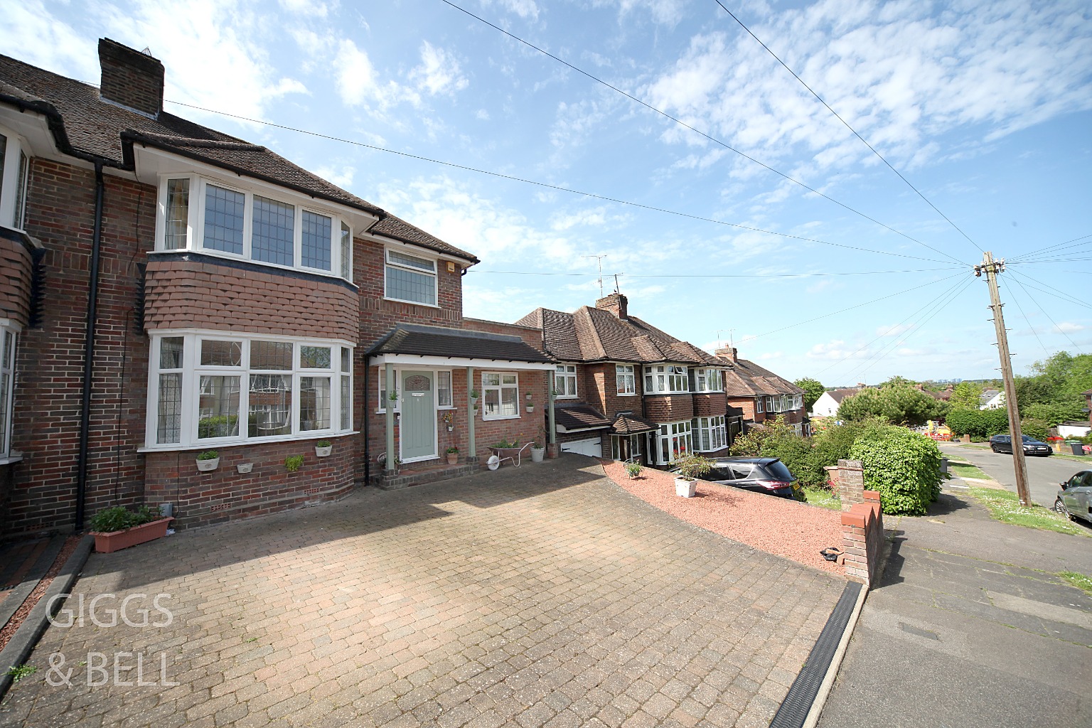 3 bed semi-detached house for sale in Knoll Rise, Luton  - Property Image 25