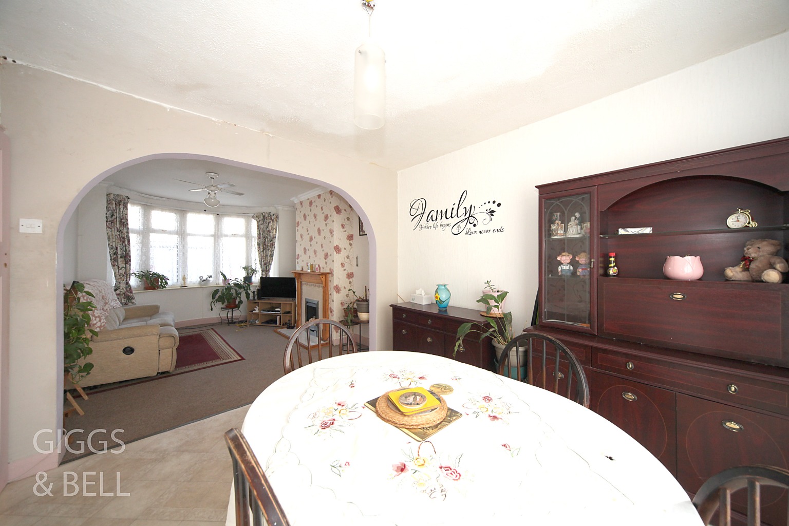 3 bed terraced house for sale in Chester Avenue, Luton  - Property Image 6
