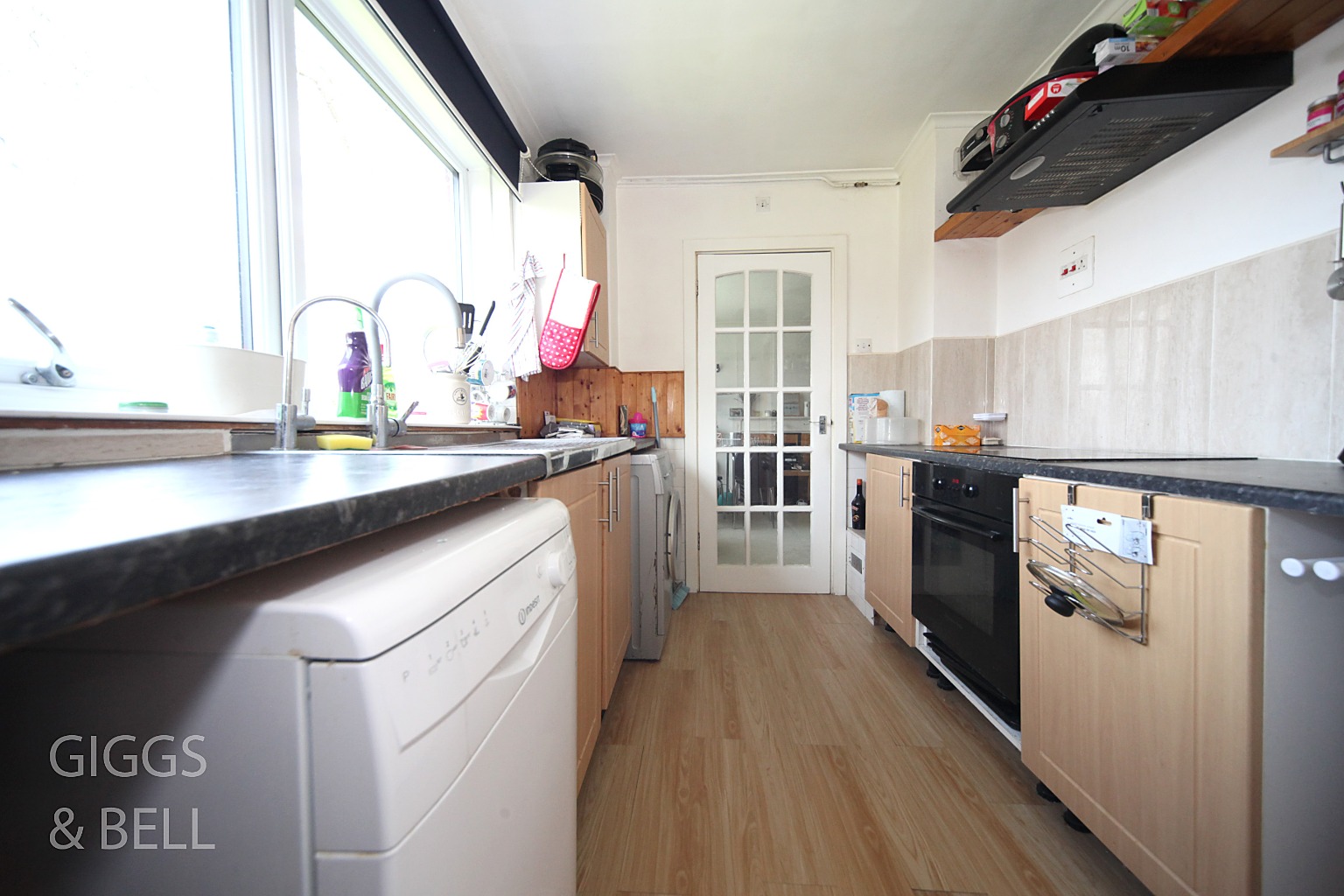 3 bed flat for sale in Old Bedford Road, Luton 6