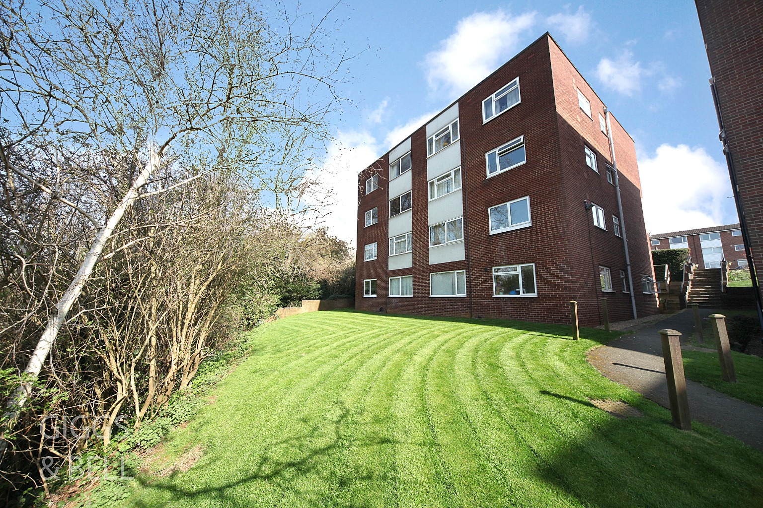 3 bed flat for sale in Old Bedford Road, Luton 14