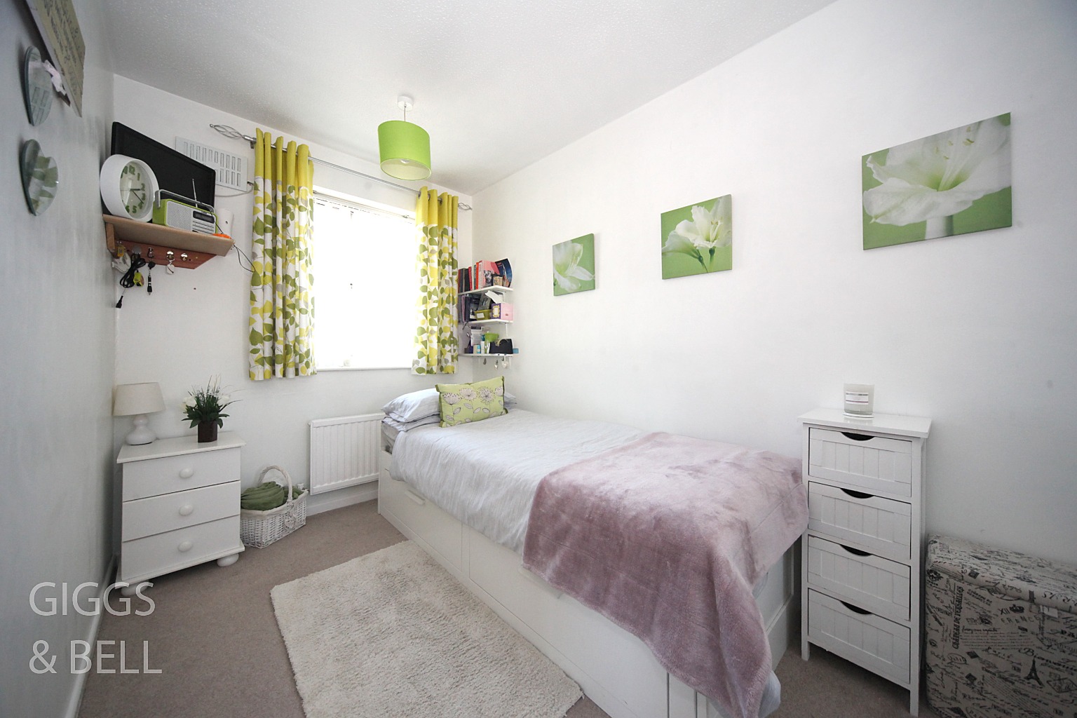 2 bed semi-detached house for sale in Lesbury Close, Luton  - Property Image 17