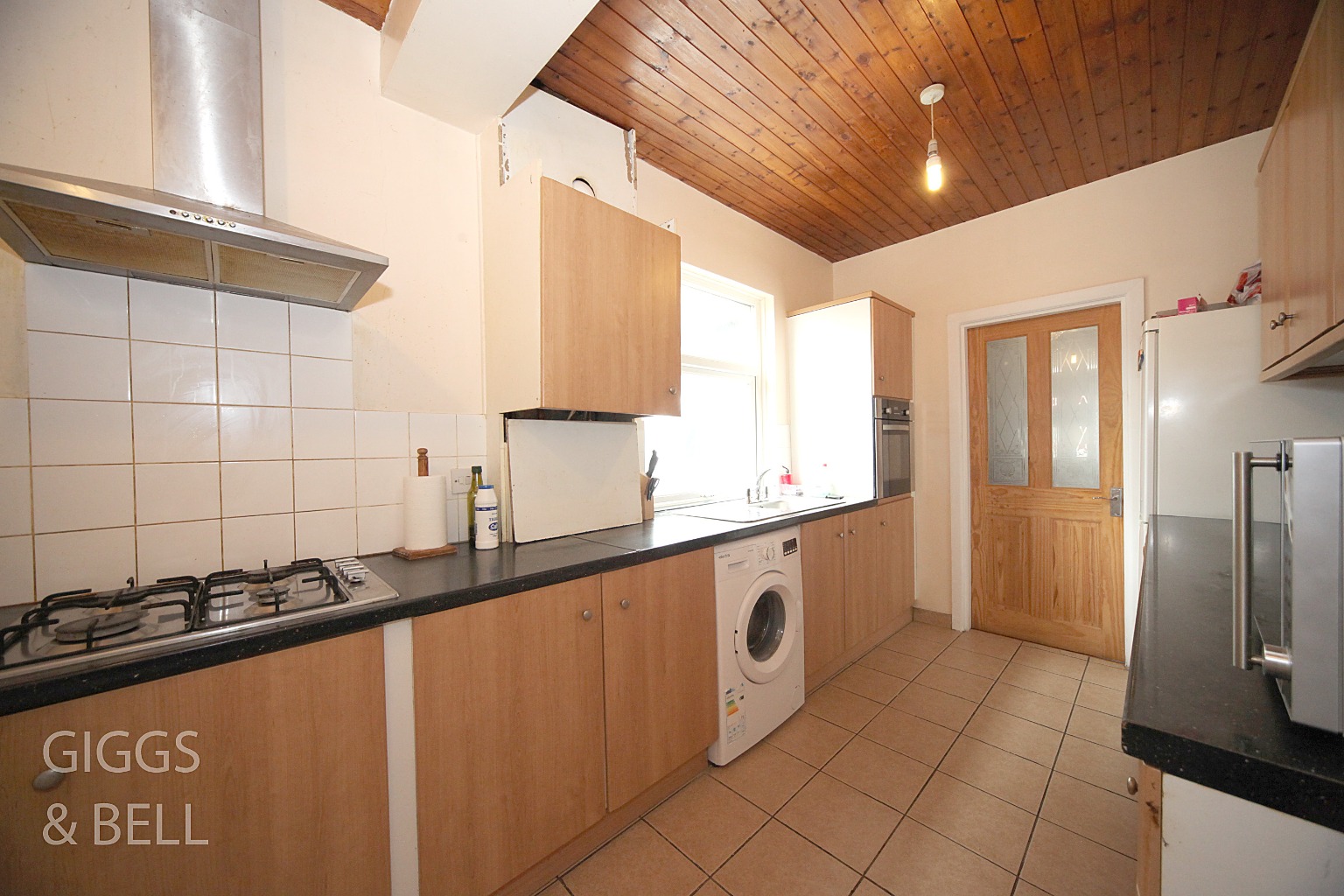 3 bed semi-detached house for sale in St Ethelbert Avenue, Luton 9