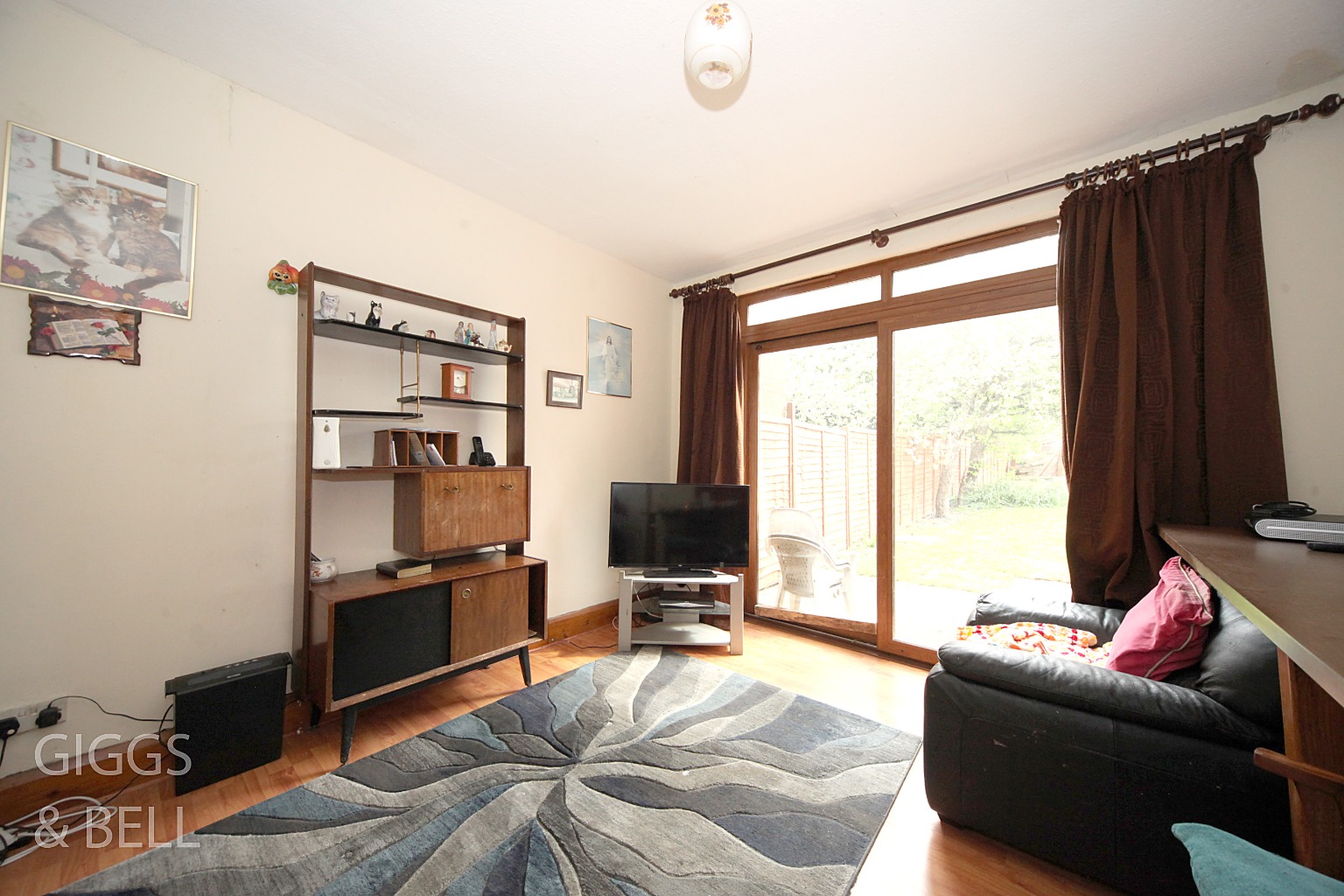 3 bed semi-detached house for sale in St Ethelbert Avenue, Luton 4