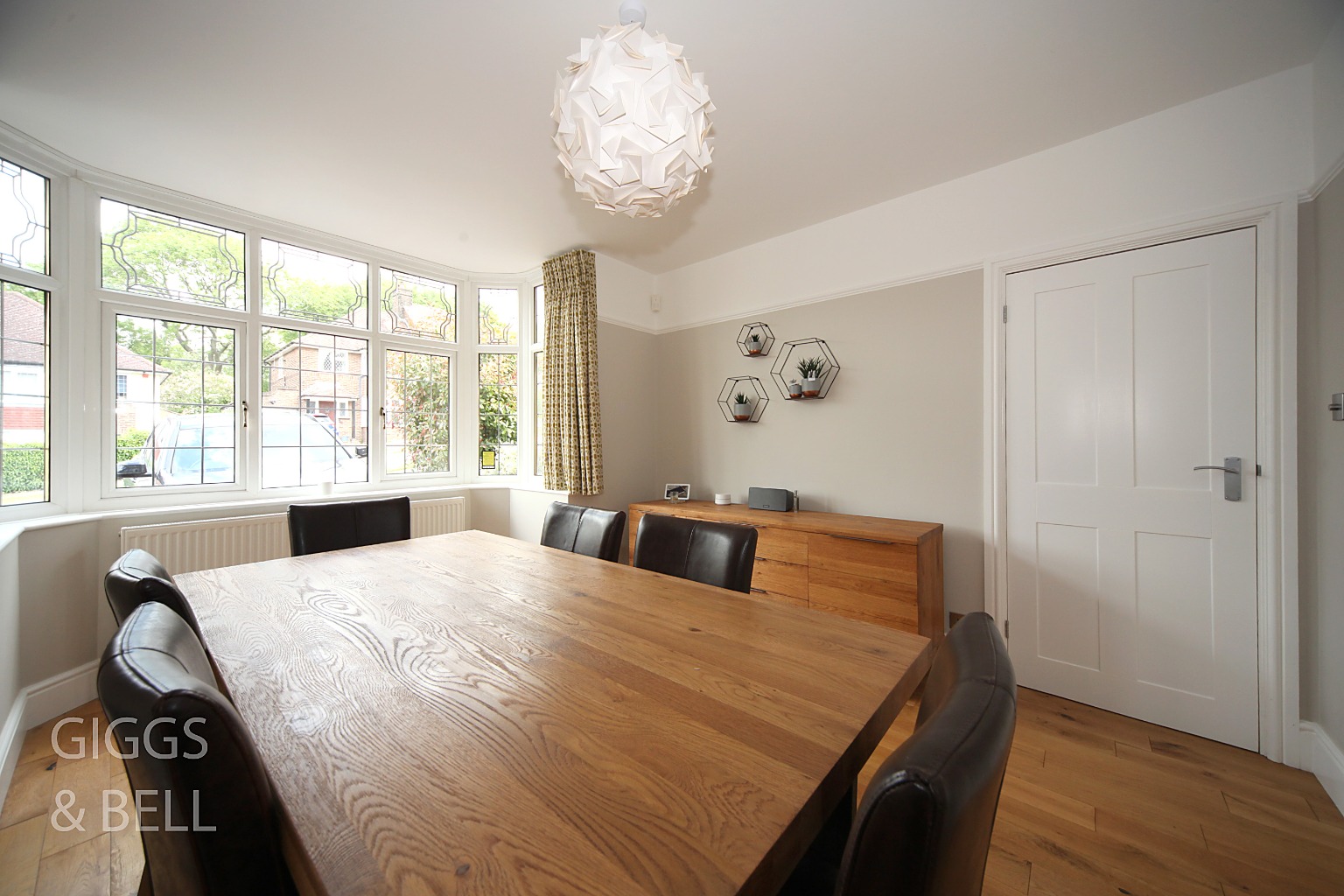 3 bed semi-detached house for sale in Knoll Rise, Luton  - Property Image 7