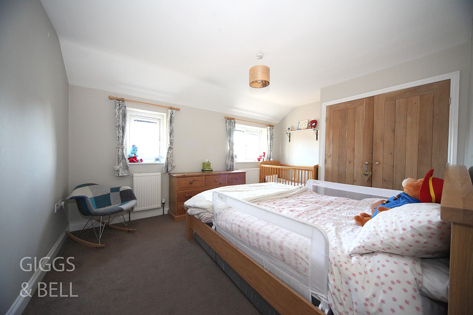 2 bed semi-detached house for sale in Rowelfield, Luton  - Property Image 9