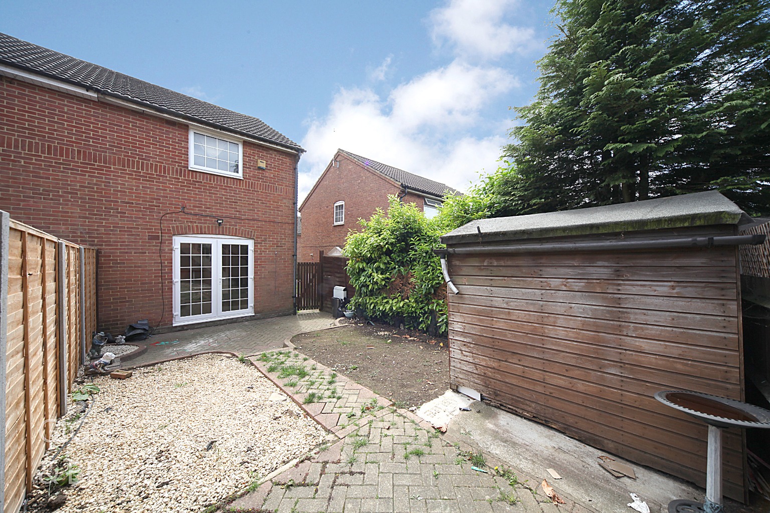 2 bed semi-detached house for sale in Felton Close, Luton 14