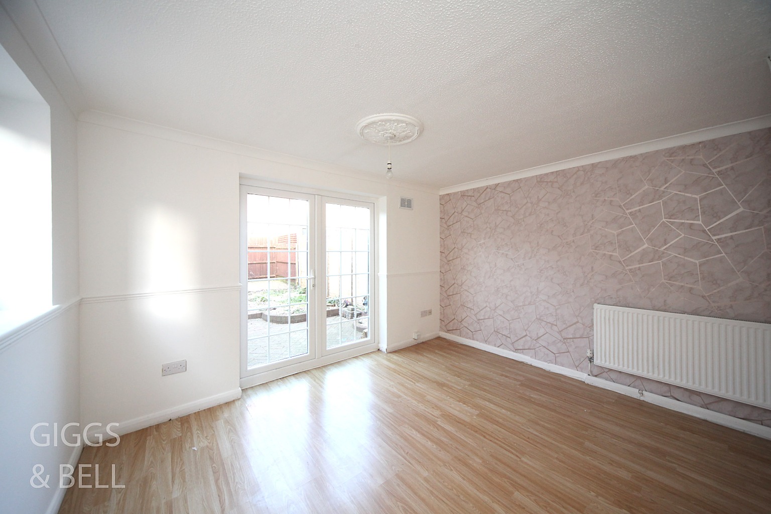 2 bed semi-detached house for sale in Felton Close, Luton  - Property Image 19