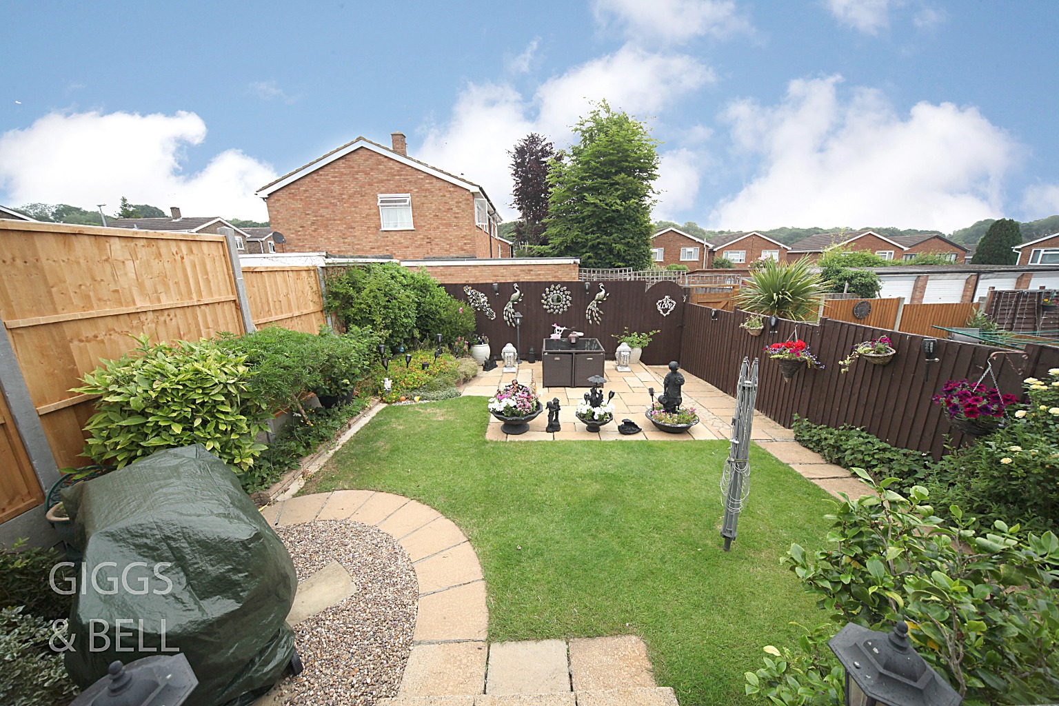 3 bed semi-detached house for sale in Brompton Close, Luton  - Property Image 23