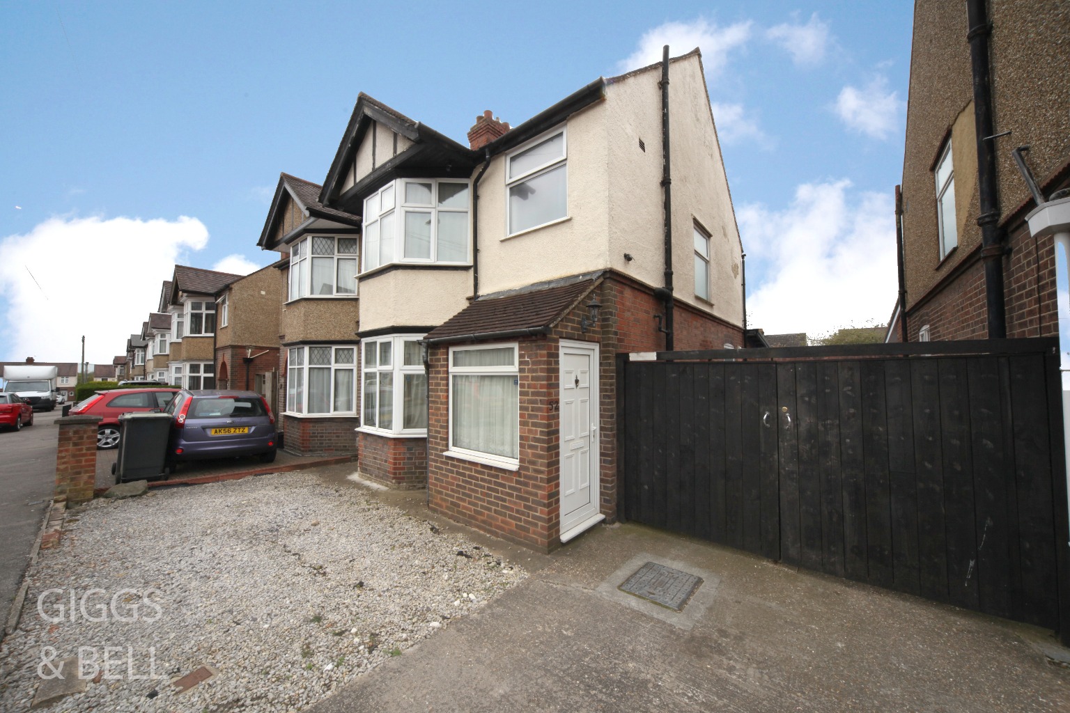 3 bed semi-detached house for sale in Durham Road, Luton, LU2 
