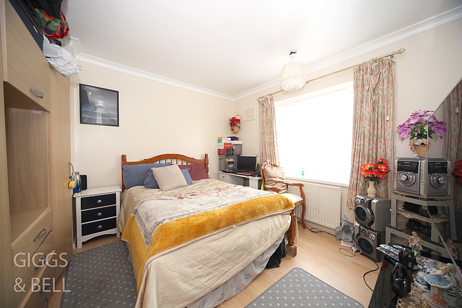 3 bed semi-detached house for sale in Hanswick Close, Luton  - Property Image 10