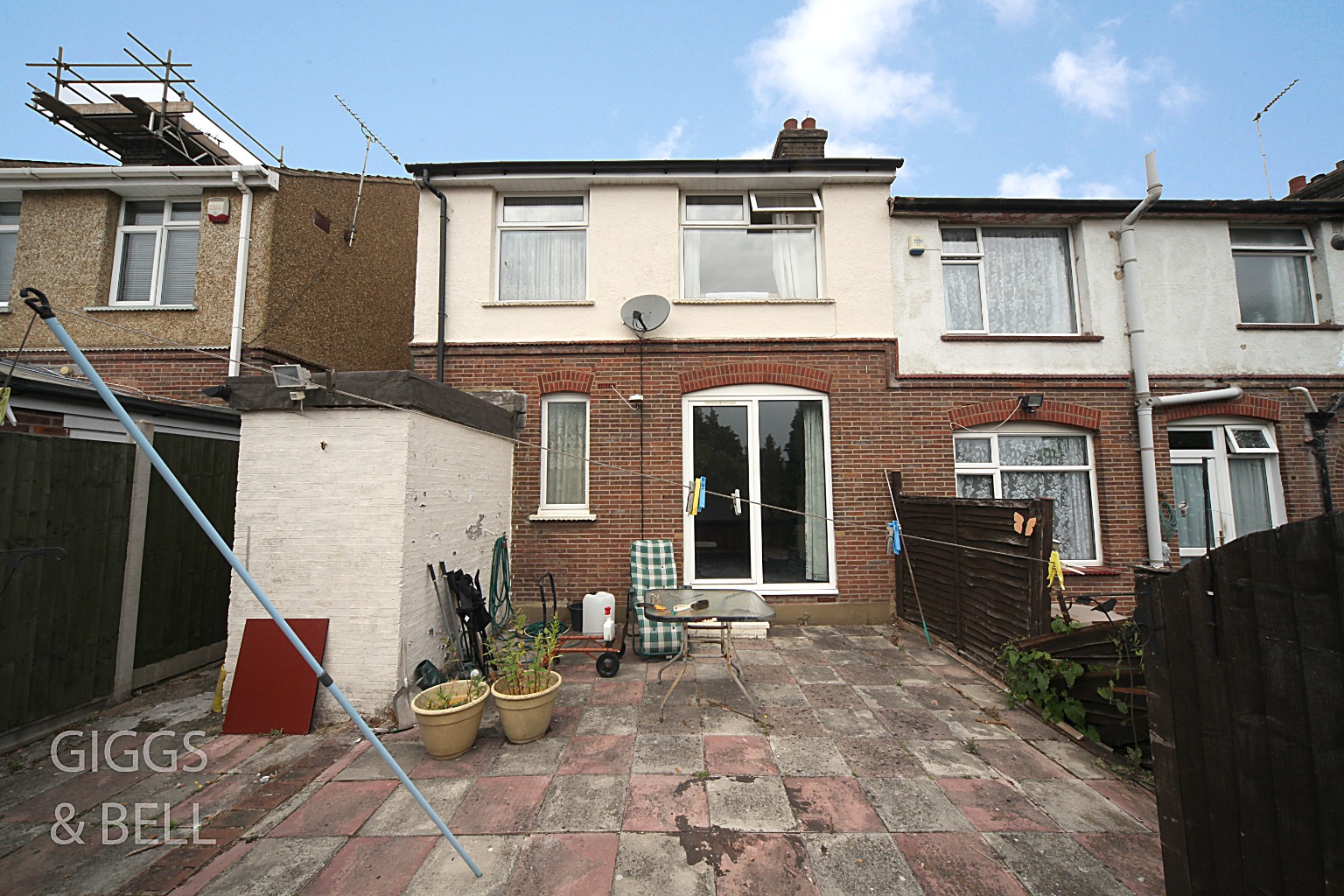 3 bed end of terrace house for sale in Crawley Green Road, Luton 14