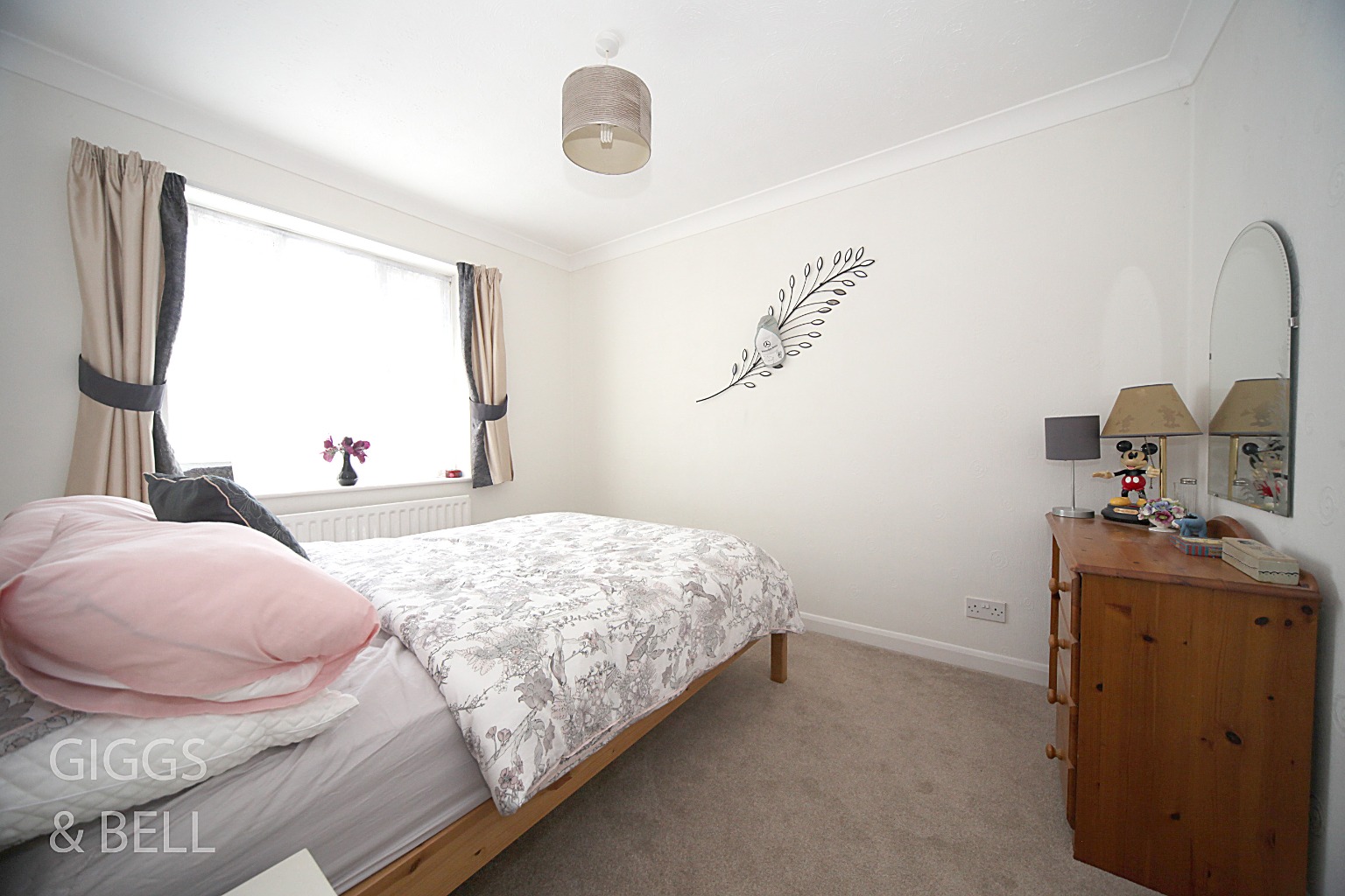 3 bed terraced house for sale in Malthouse Green, Luton  - Property Image 9