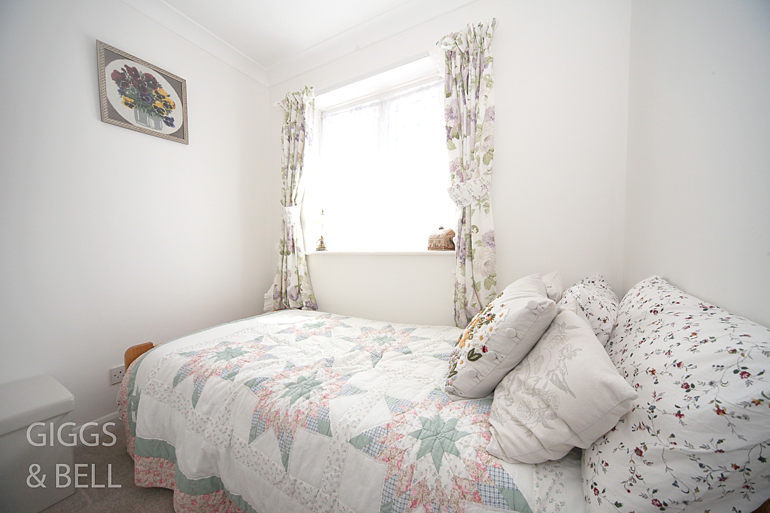 3 bed terraced house for sale in Malthouse Green, Luton 10