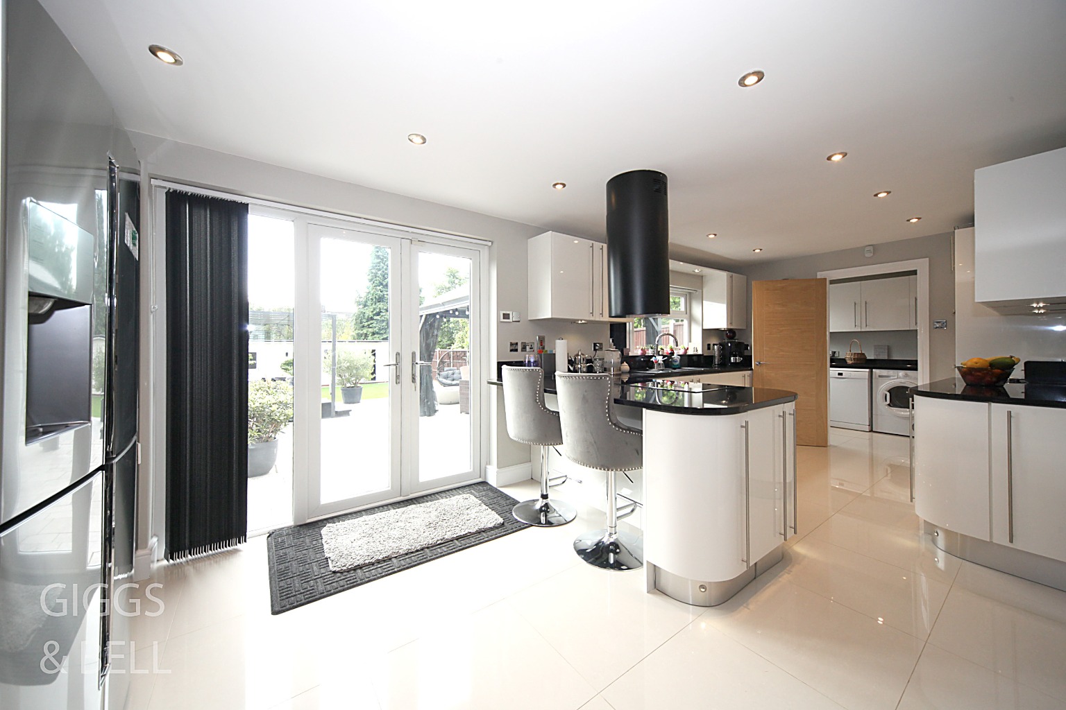 4 bed detached house for sale in Alton Road, Luton  - Property Image 8