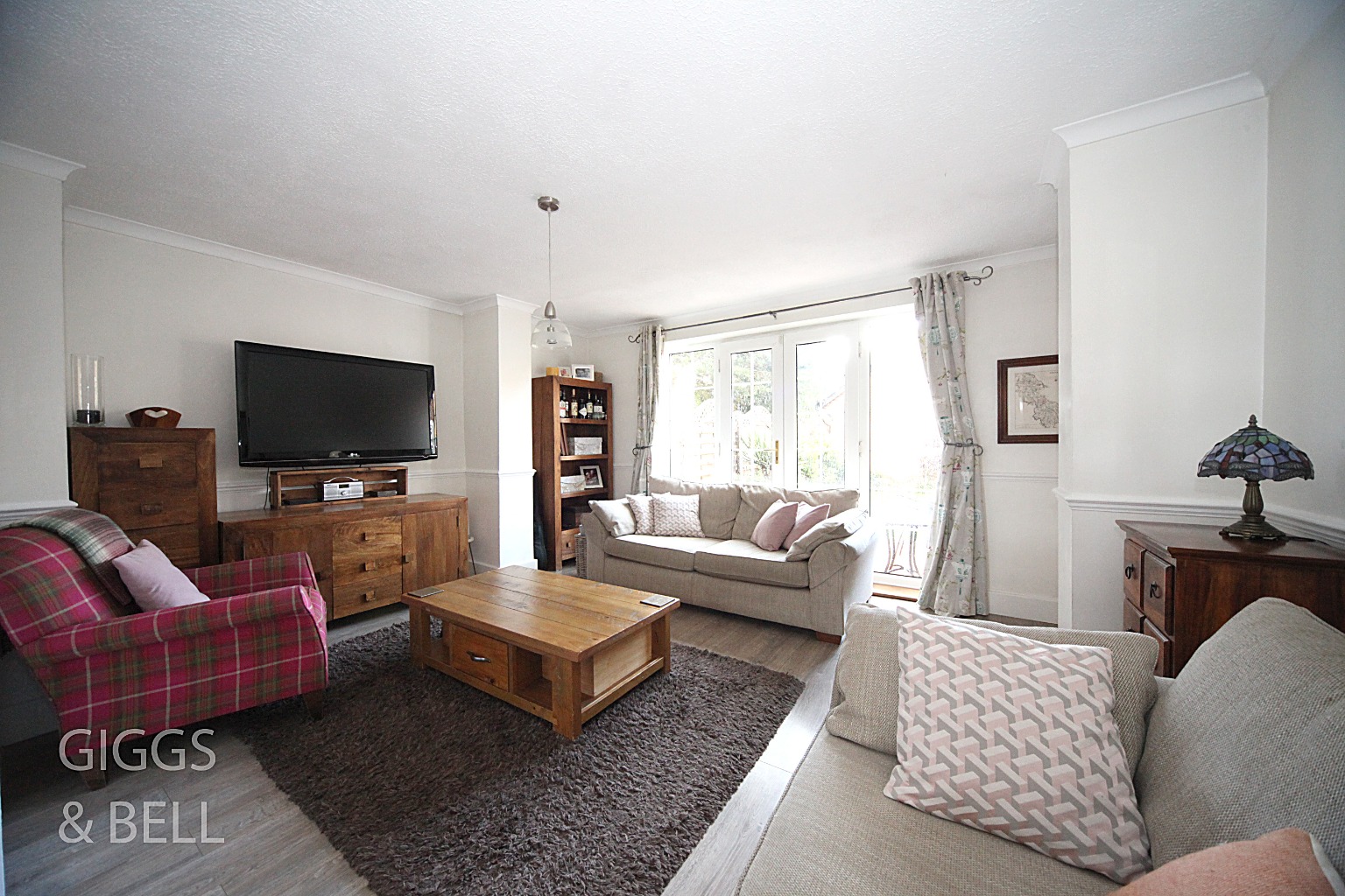 4 bed semi-detached house for sale in Field Fare Green, Luton  - Property Image 2