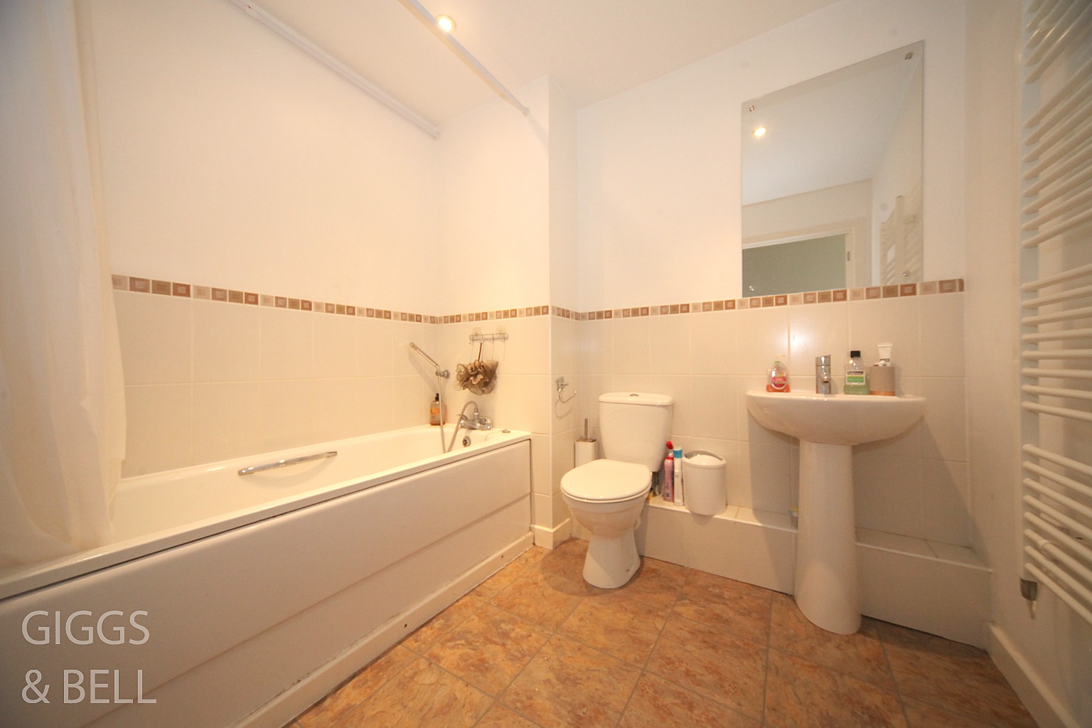 2 bed flat for sale in Holly Street, Luton 7