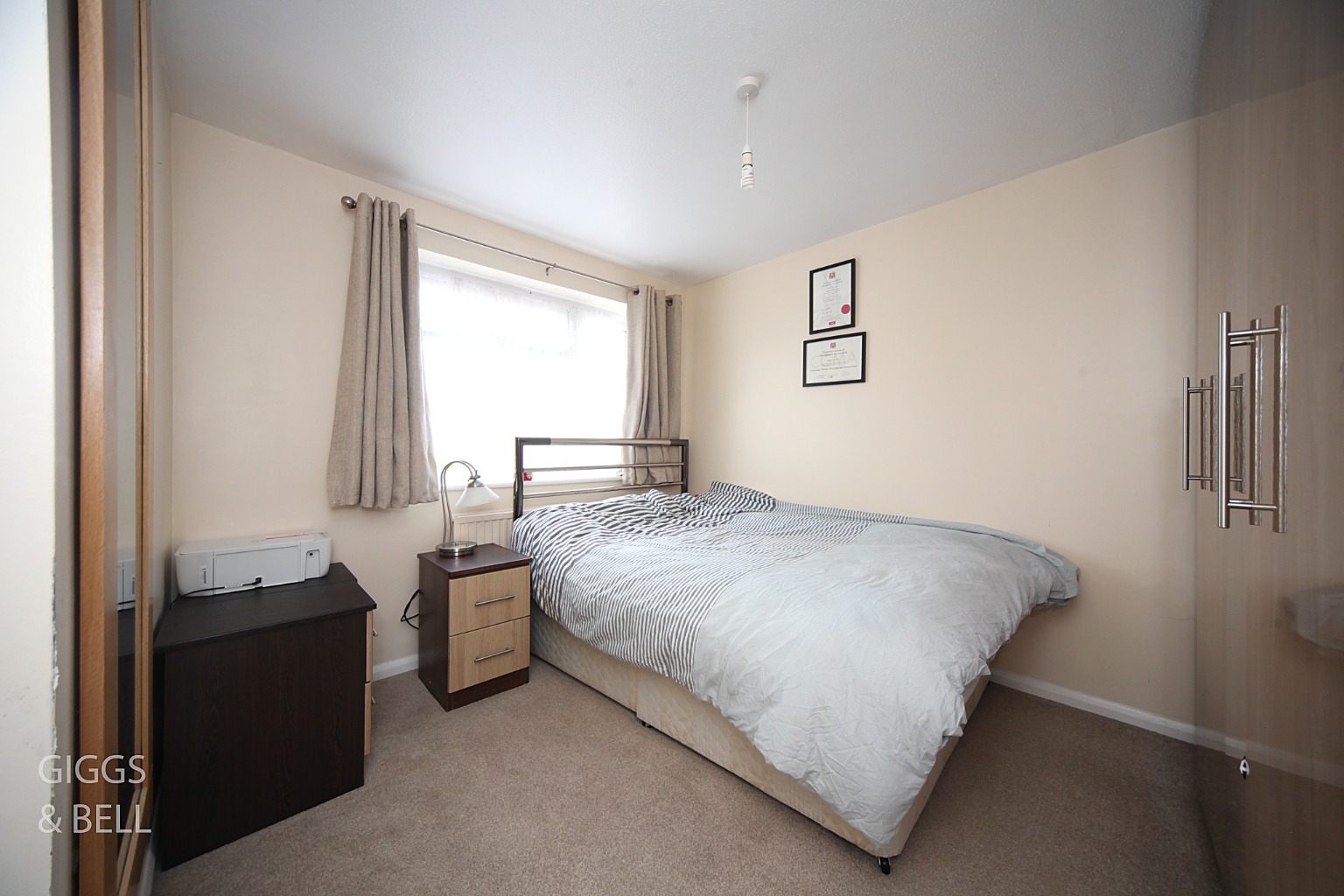 3 bed end of terrace house for sale in Halsey Drive, Hitchin 9