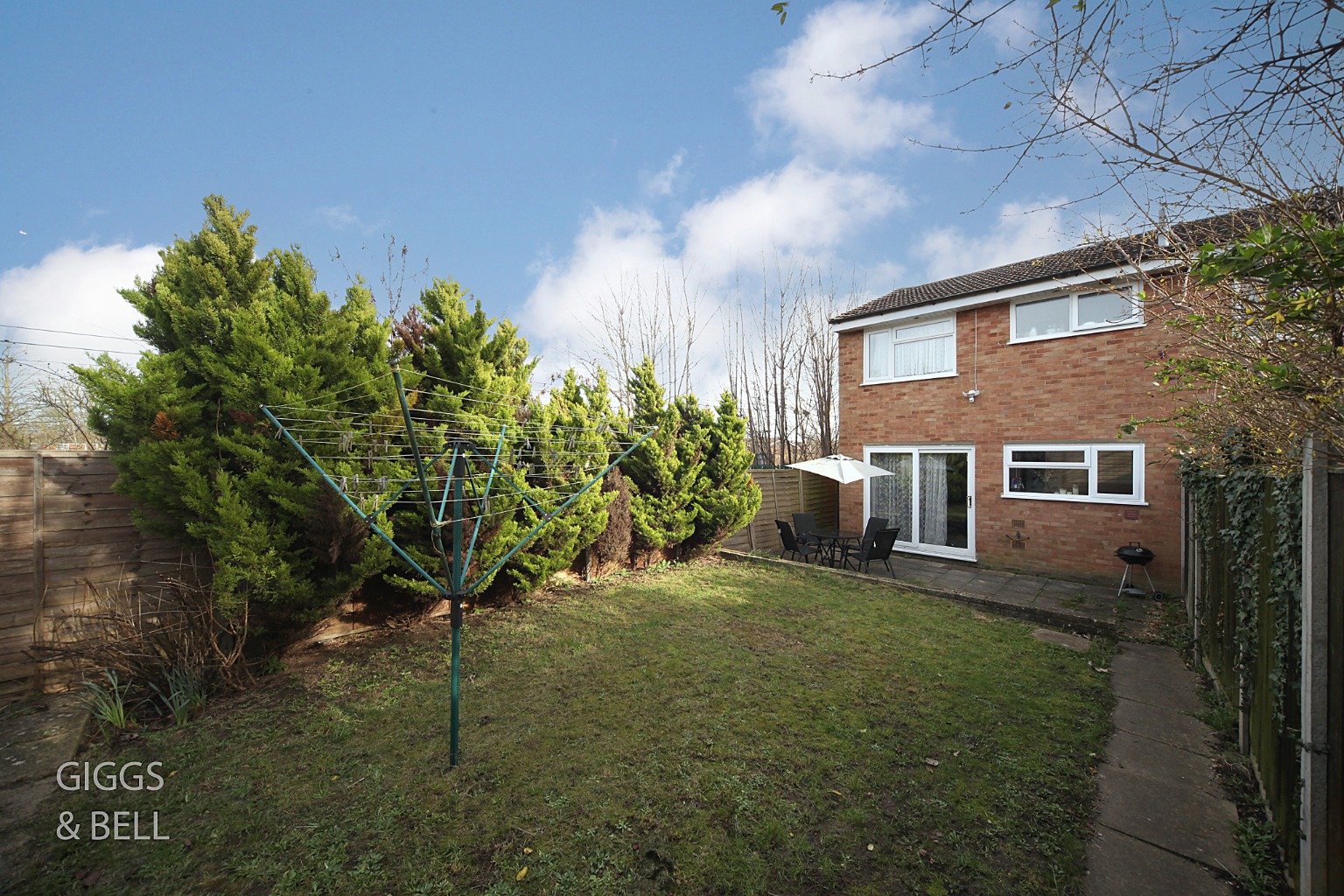 3 bed end of terrace house for sale in Halsey Drive, Hitchin 13