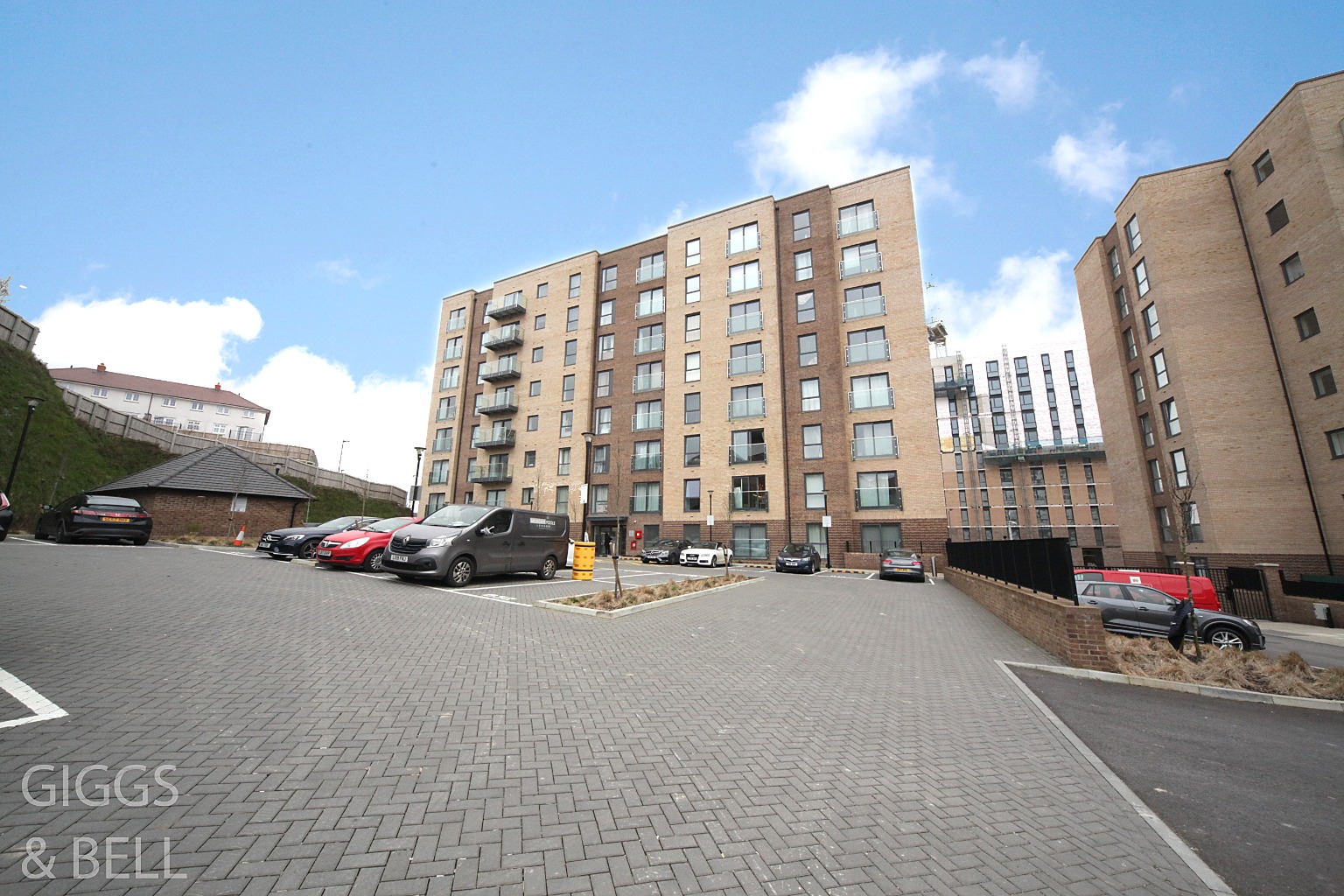 1 bed flat for sale, Luton  - Property Image 1
