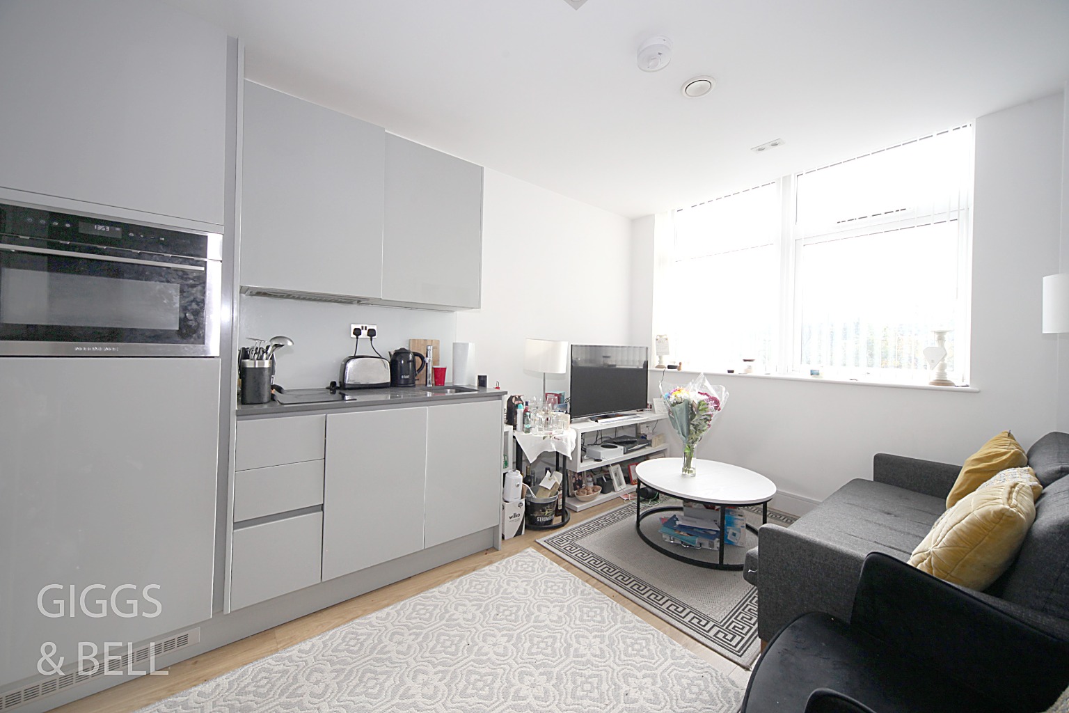 1 bed flat for sale in Laporte Way, Luton 1