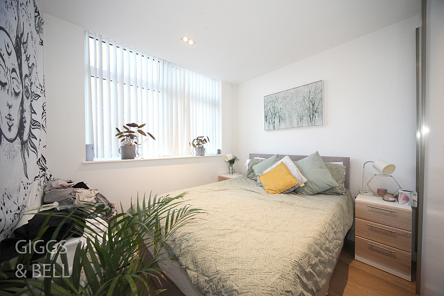 1 bed flat for sale in Laporte Way, Luton  - Property Image 4