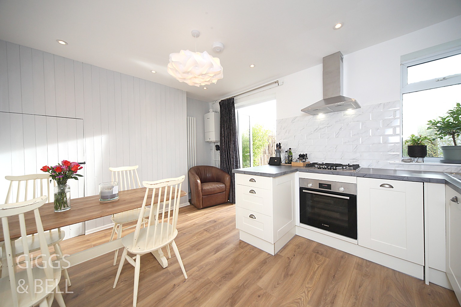 2 bed terraced house for sale in Putteridge Road, Luton  - Property Image 6