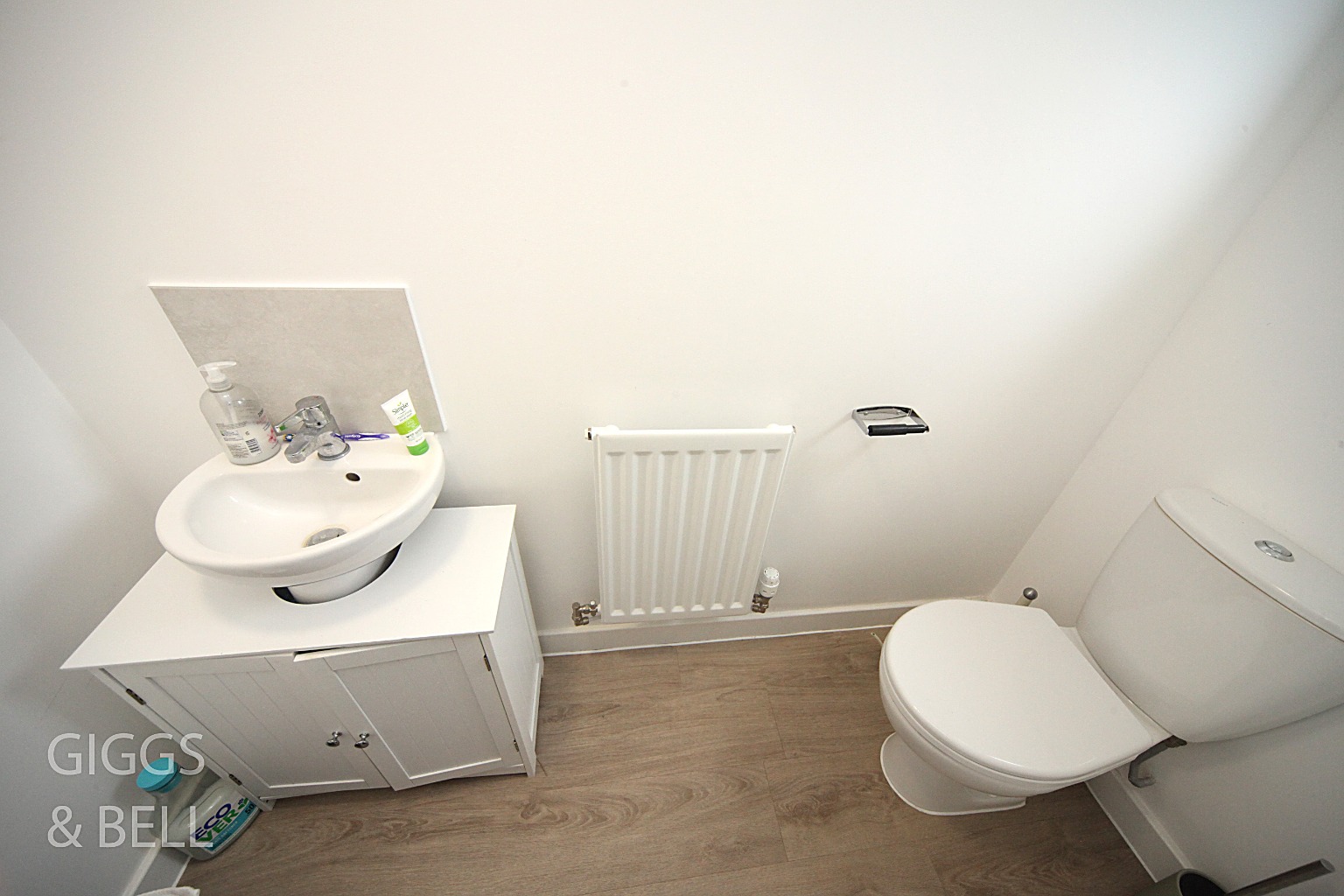 2 bed terraced house for sale in Bongrace Walk, Luton 11