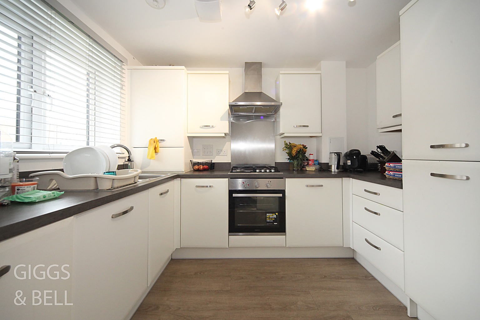 2 bed terraced house for sale in Bongrace Walk, Luton  - Property Image 5