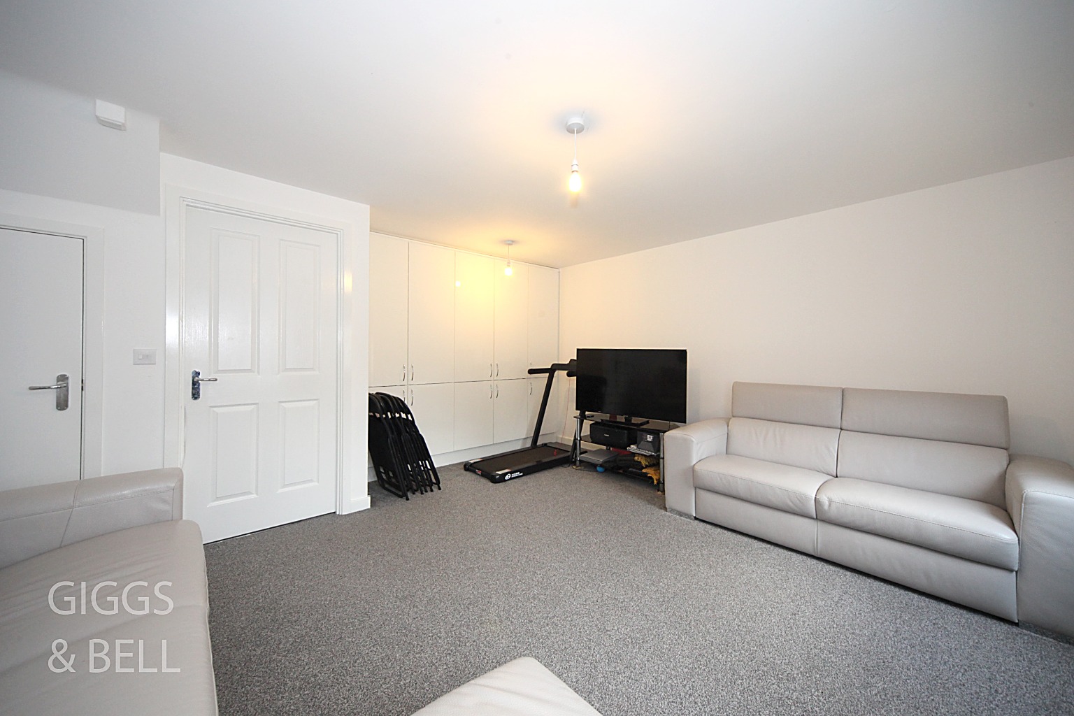 2 bed terraced house for sale in Bongrace Walk, Luton  - Property Image 3