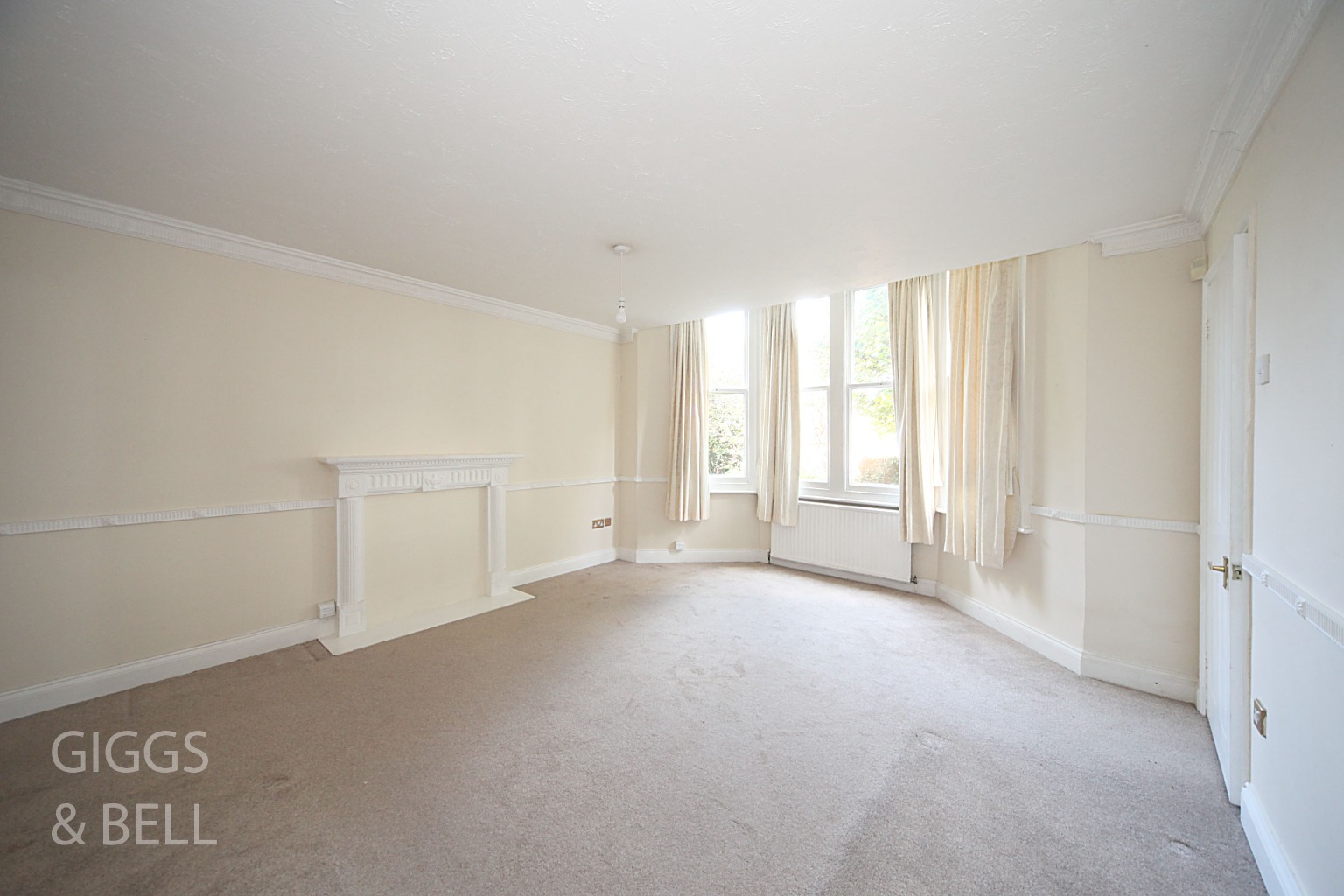 1 bed flat for sale in London Road, Luton 3