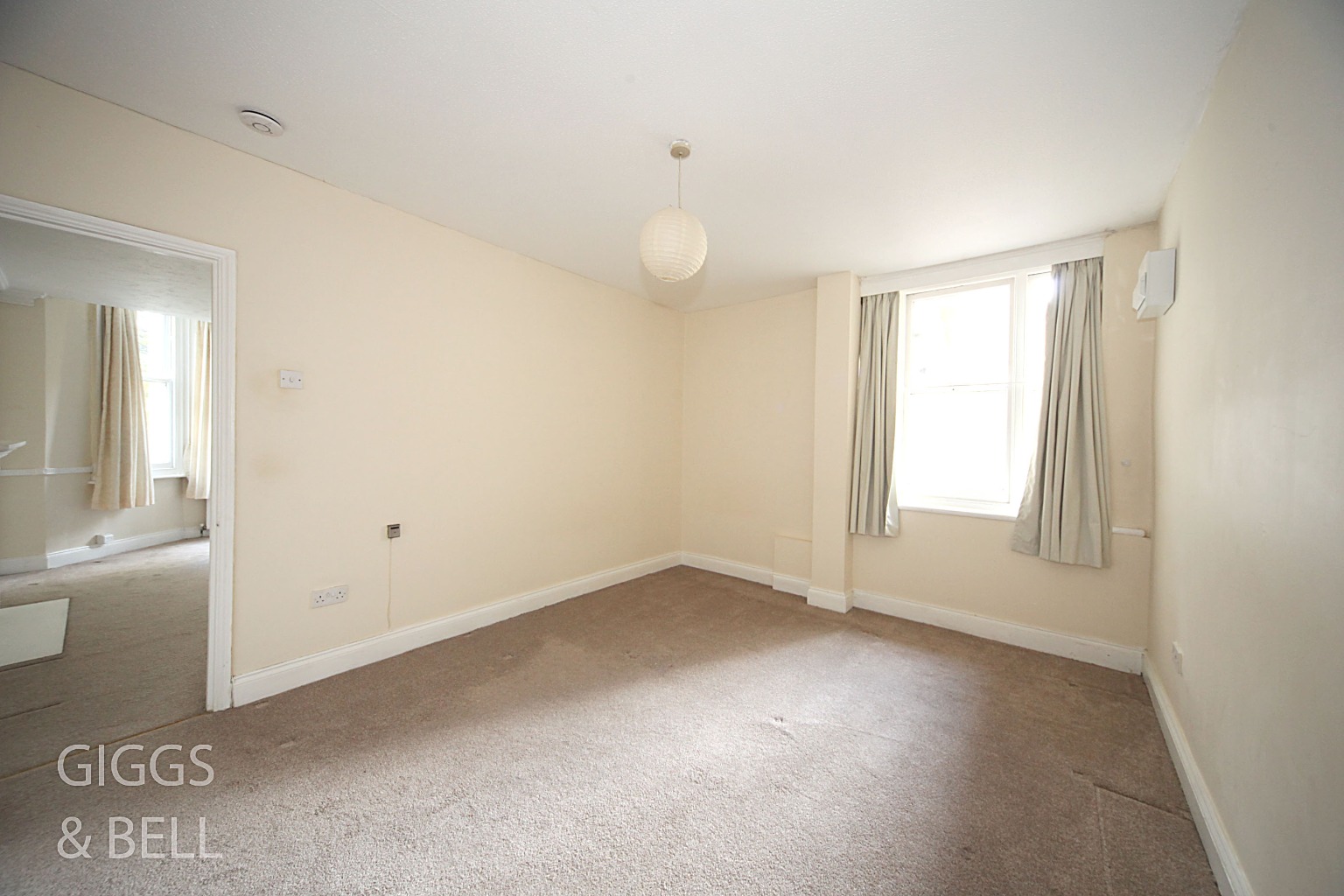 1 bed flat for sale in London Road, Luton 11