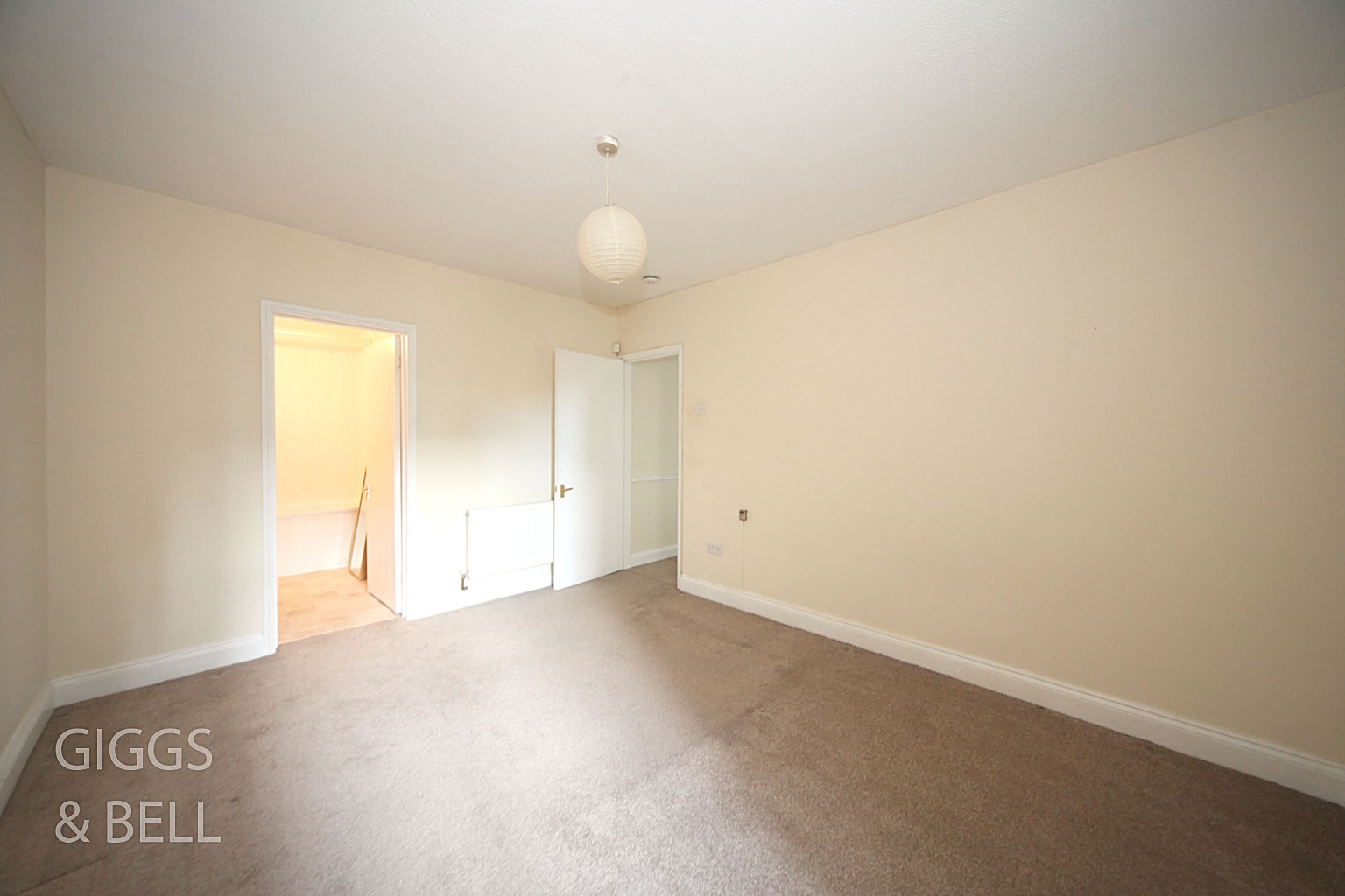 1 bed flat for sale in London Road, Luton 4