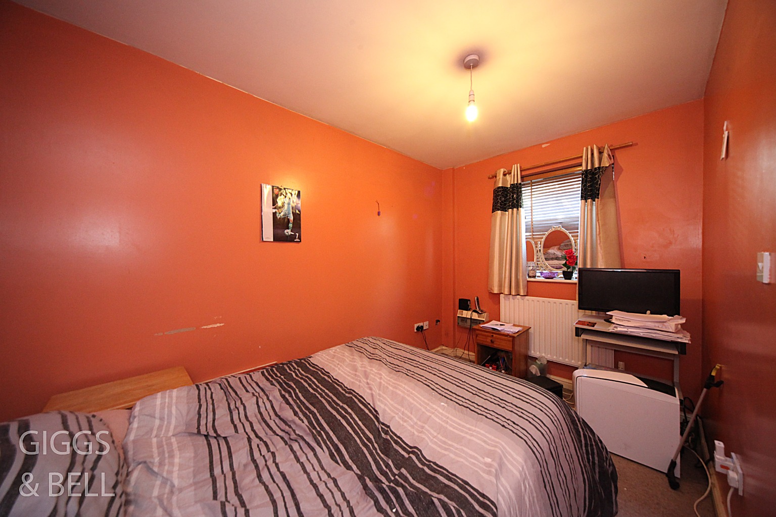 2 bed maisonette for sale in Farley Hill, Luton 7