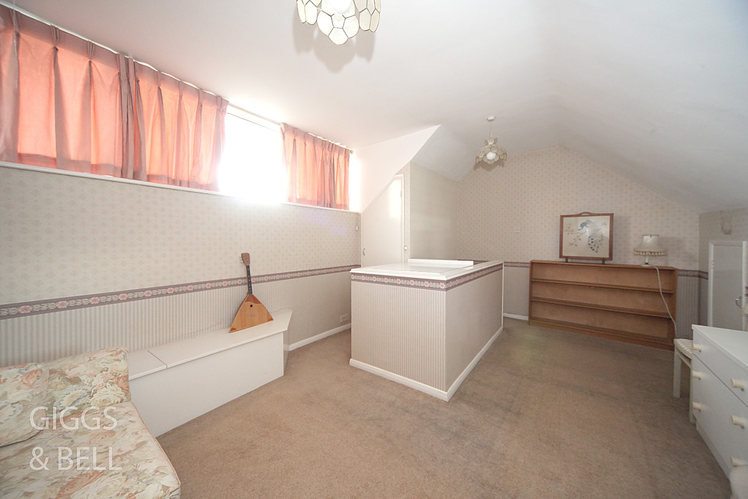 4 bed semi-detached house for sale in Bushmead Road, Luton 12