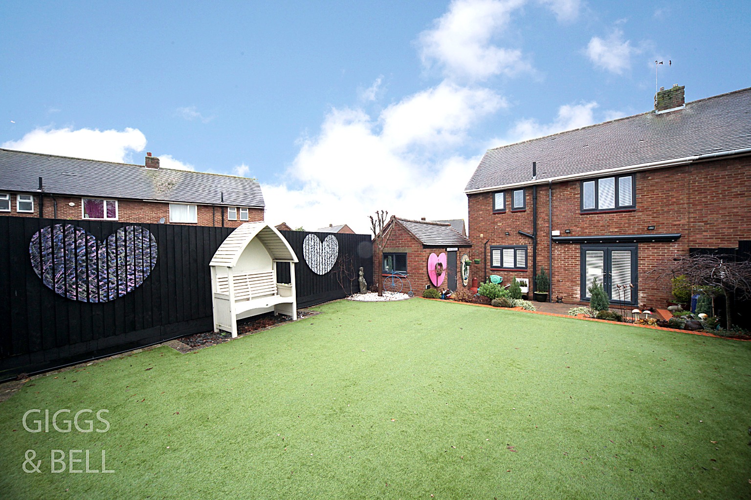 3 bed semi-detached house for sale in Exton Avenue, Luton  - Property Image 20