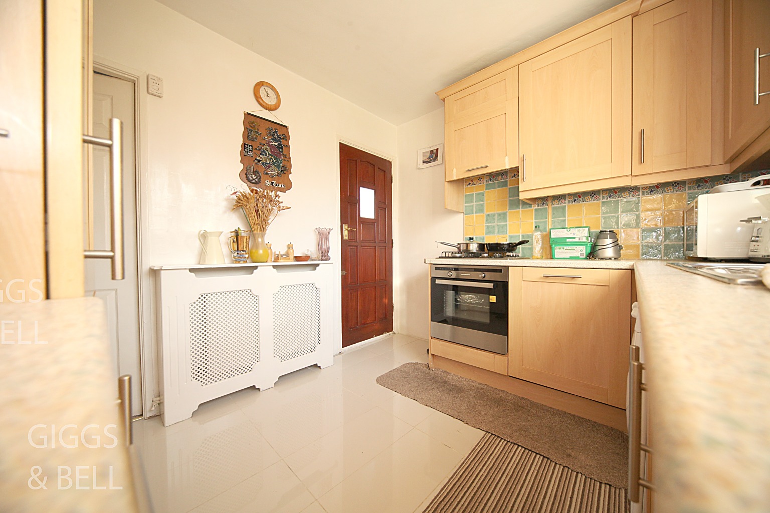 3 bed semi-detached house for sale in Brunel Road, Luton  - Property Image 5