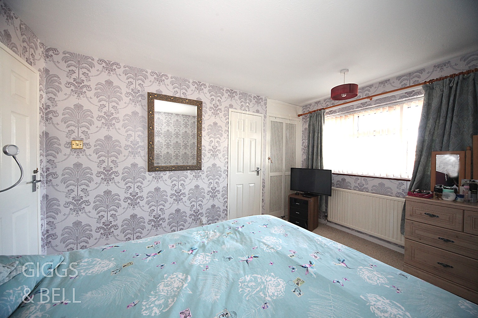 3 bed semi-detached house for sale in Brunel Road, Luton 8