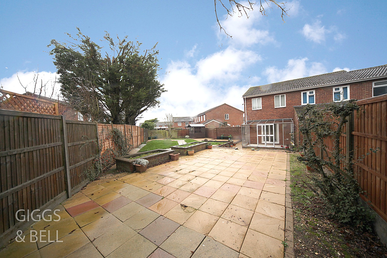 2 bed semi-detached house for sale in Linbridge Way, Luton  - Property Image 11
