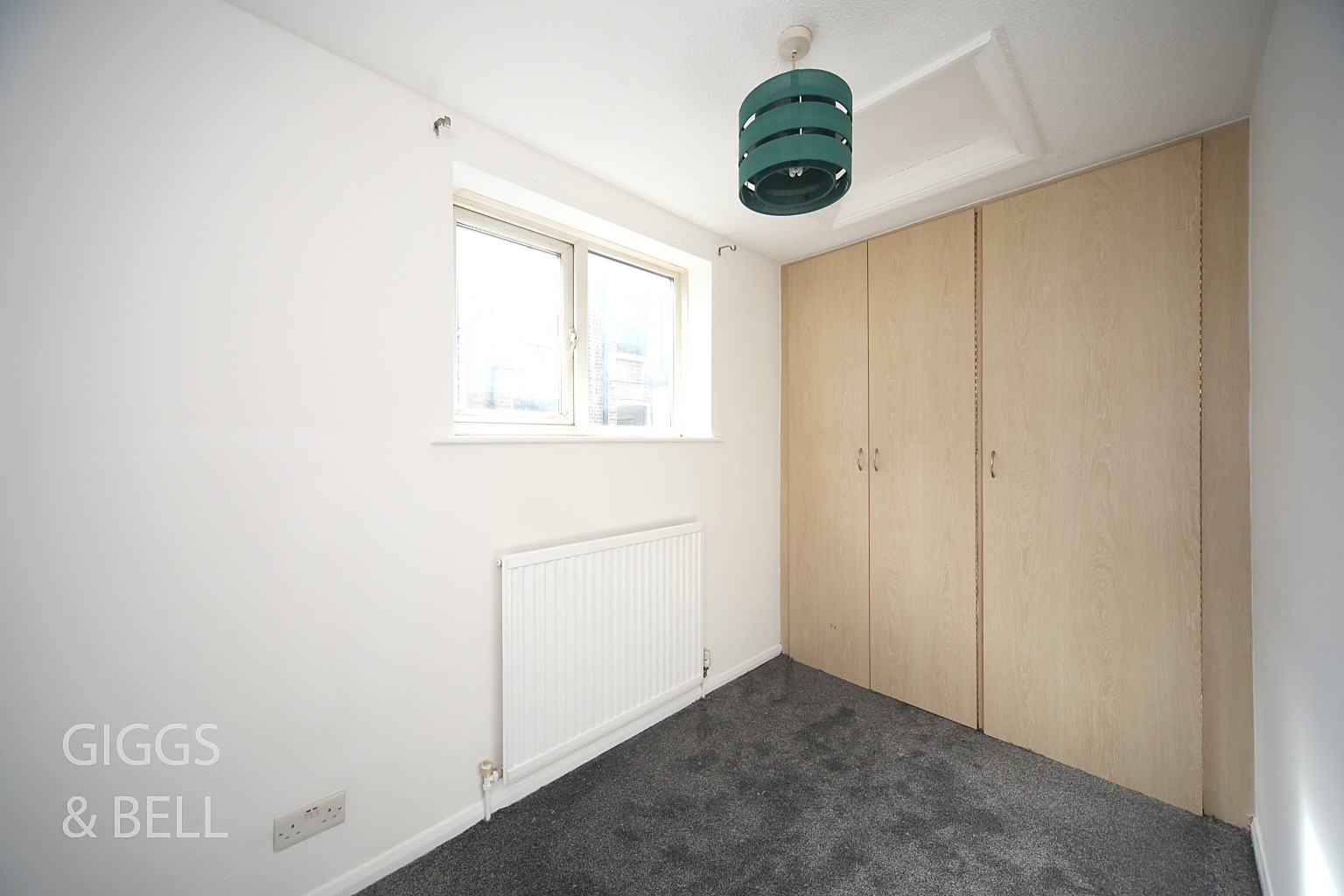 2 bed detached house for sale in Clarendon Road, Luton  - Property Image 9