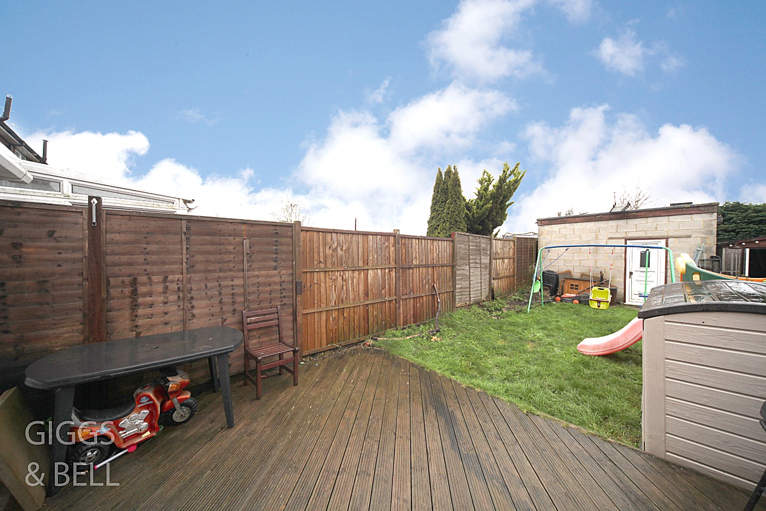 2 bed terraced house for sale in Peartree Road, Luton  - Property Image 13